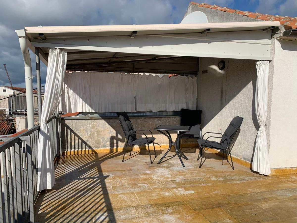 Goga Apartment Selce Bagian luar foto